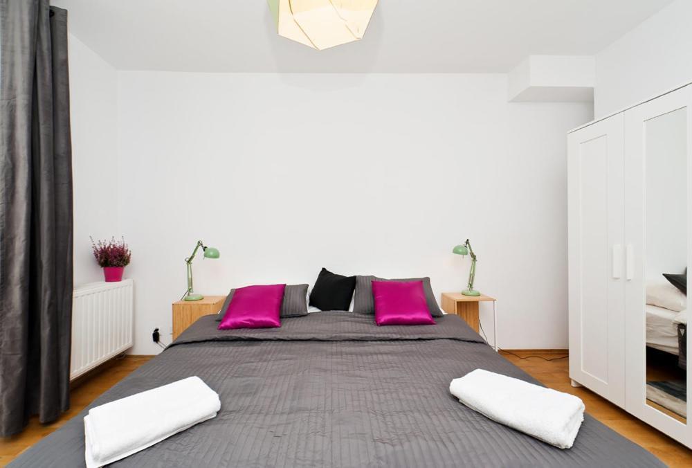 Cozy&big In Old Town Appartement